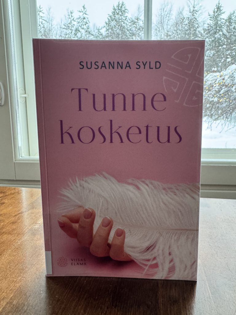 Tunne kosketus -kirjan kansikuva.